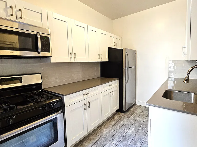 106 Fort Washington Ave #4C — Photo 3