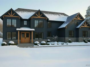 4480 Boncrest W, Clarence, NY 14031