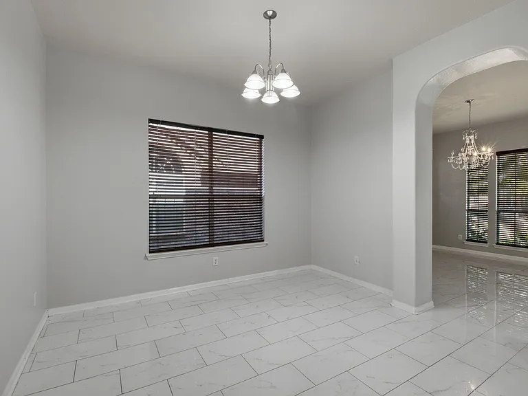 9309 Stonewood Dr — Photo 28