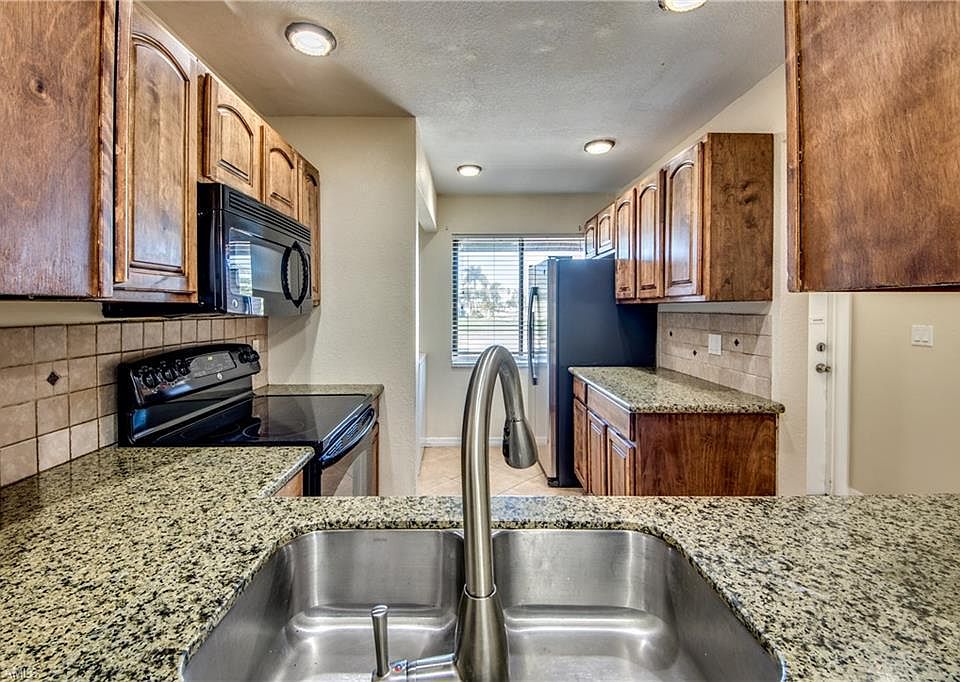 1st image of 2135 SE 15th Pl APT 103