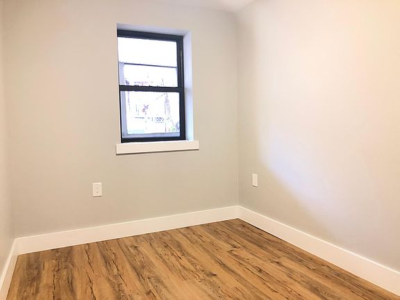 4th image of 44 Jewett Ave #10A