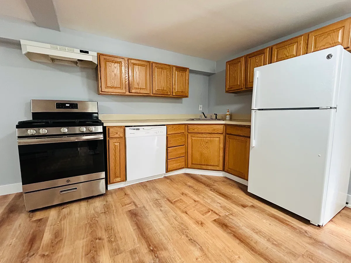Building Photo - 39 Mercer St #C