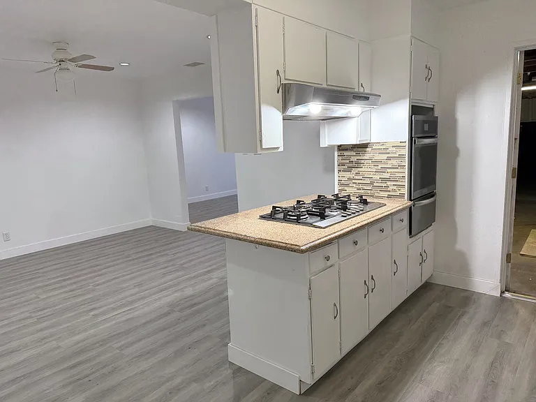 9002 Sinclair Ave — Photo 9