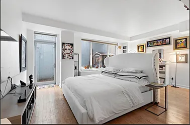 Sold by Nest Seekers International