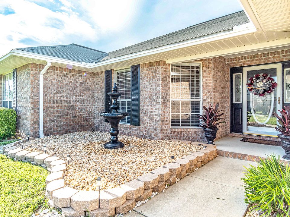 1st image of 2318 Heritage Cir
