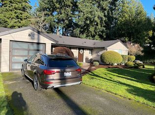 9423 215th St SW, Edmonds, WA 98020