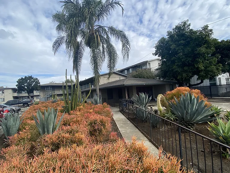 2203 E. El Segundo Blvd. (Elsegunbrook, LLC) — Photo 8