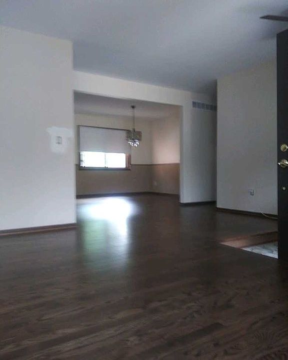 1st image of 60400 Miriam Dr