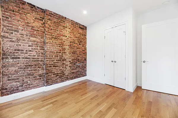 Rented by REAL New York | media 5