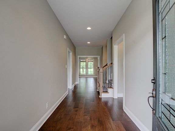 2nd image of 150 Summergrove Ln
