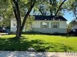 1774 Nemnich Ave, Saint Louis, MO 63136