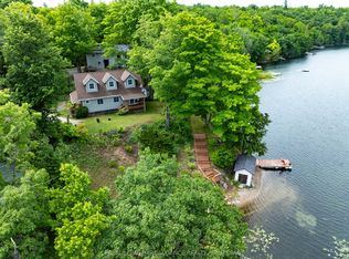 308 C Henry Rd, South Frontenac, ON K0H 1T0