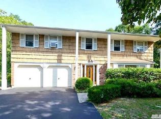 97 Nichols Rd, Nesconset, NY 11767