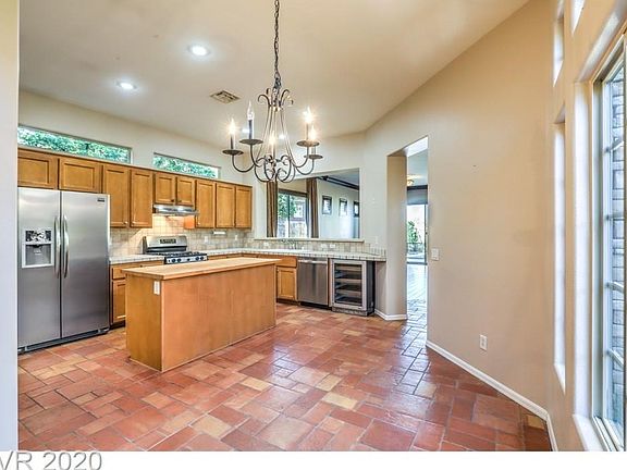 5th image of 106 Emerald Dunes Cir