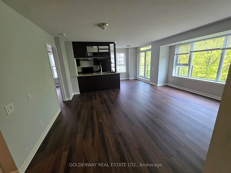 190 Borough Dr #802 — Photo 2