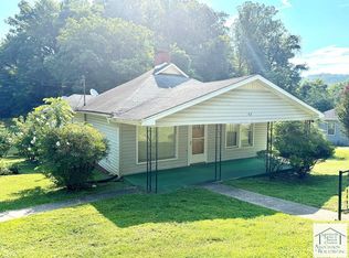 142 Chestnut St, Fieldale, VA 24089