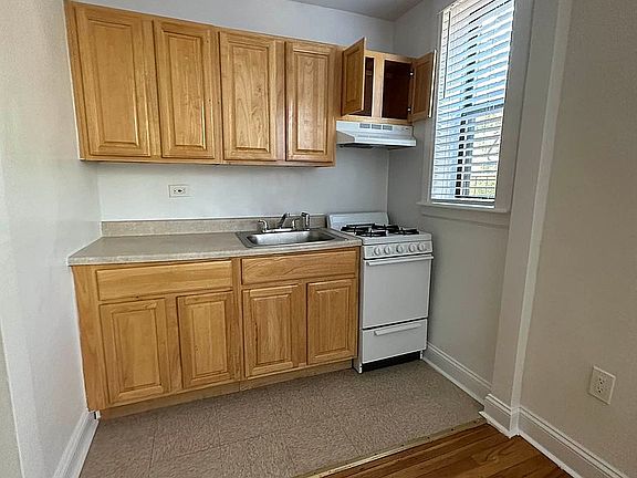 4th image of 75-05 113th St #6E