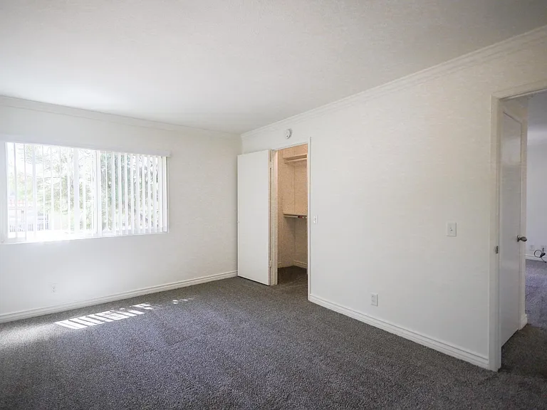La Habra Woods — Photo 32