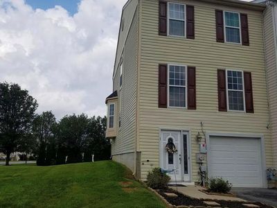 1 S Tribbit Ave, Bear, DE, 19701