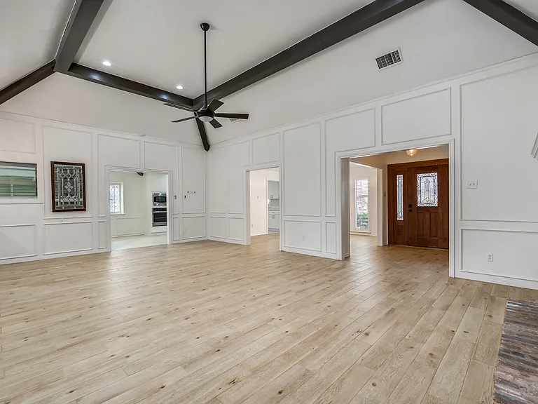 9922 Hickory Xing — Photo 8