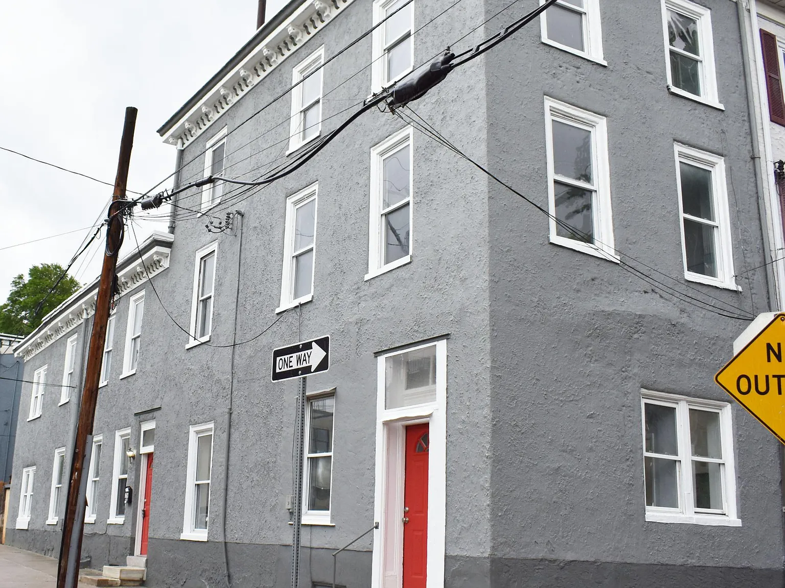 174 Grape St — Photo 1
