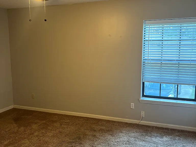 2828 Par Ln — Photo 13