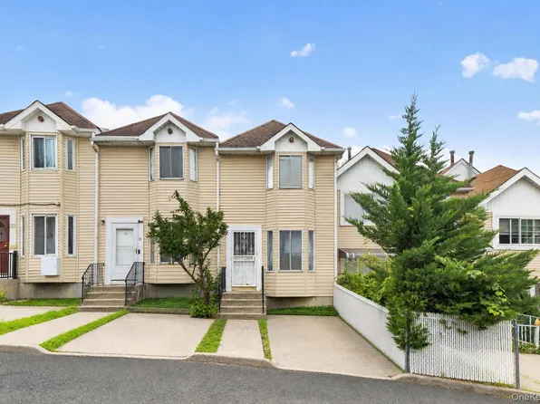 29 Tappen Court, Staten Island, NY 10304