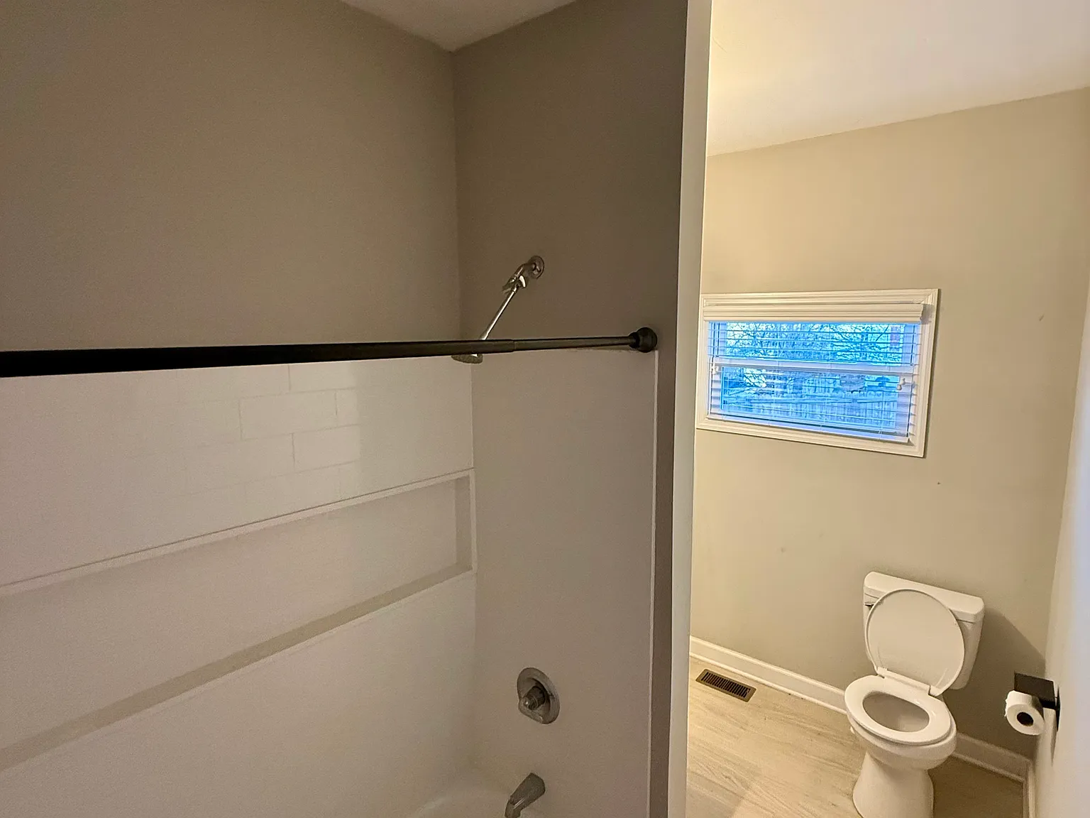 2 bed, 900 sqft, $1,400 — Photo 4