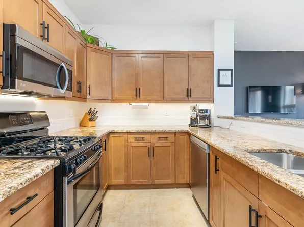 9910 111th St NW #404, Edmonton, AB T5K 1K2