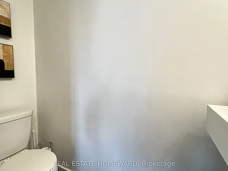 38 Dan Leckie Way #1512 — Photo 19