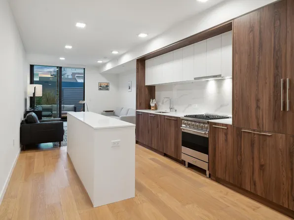 1580 Pacific Ave #207, San Francisco, CA 94109