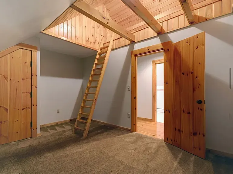 144 Hotel Rd #A — Photo 11
