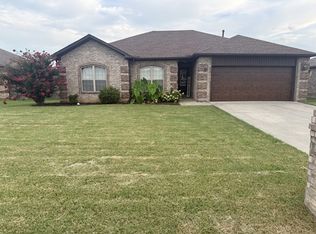 72 Smarty Jones Cir, Austin, AR 72007