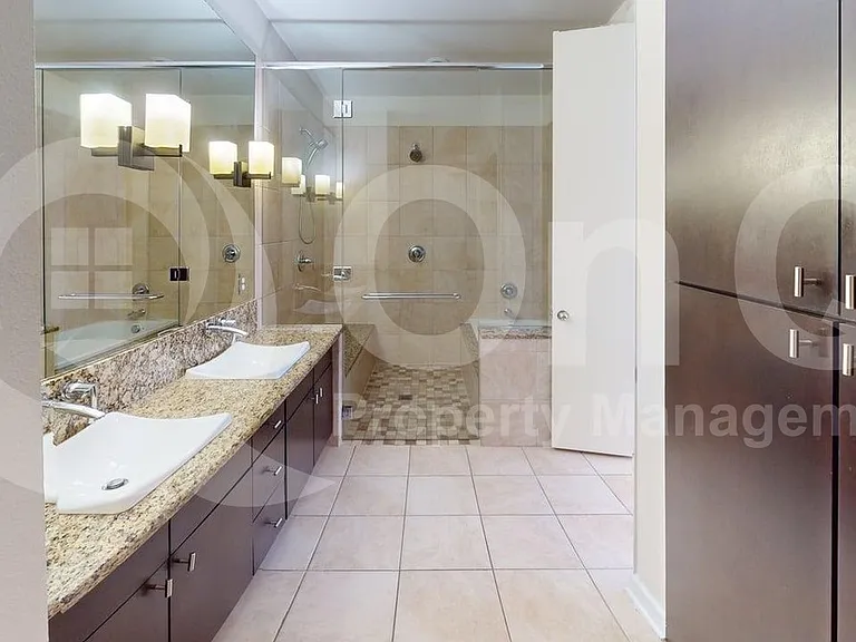 2950 McKinney Ave #424 — Photo 15