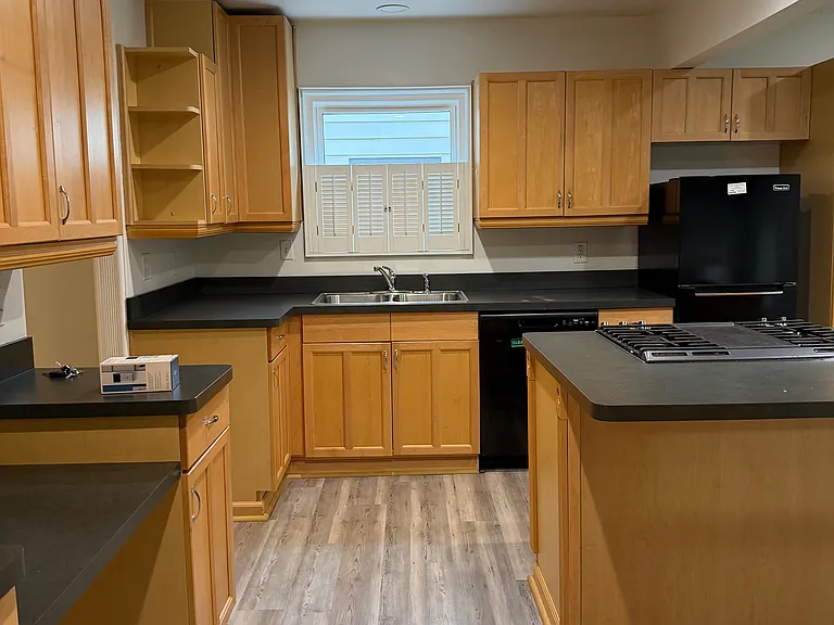 315 Kansas Ave — Photo 5