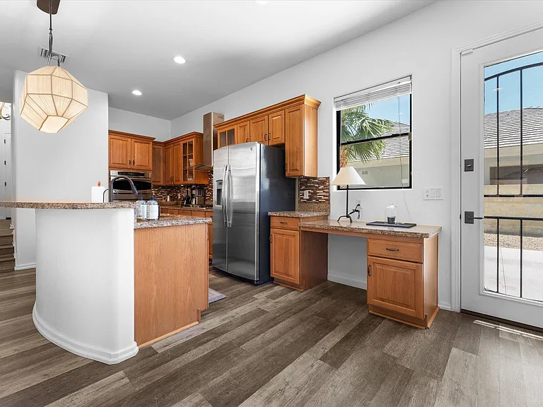 14333 W Cypress St — Photo 3