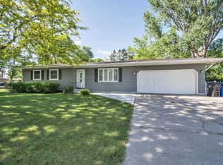 1115 30th Ave S, Fargo, ND 58103