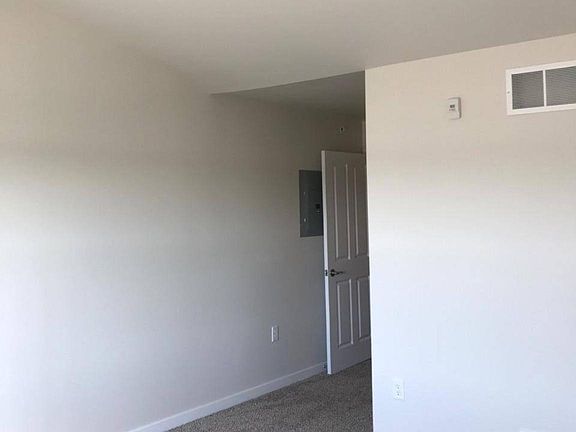 5th image of 3206 Market Ln APT 602