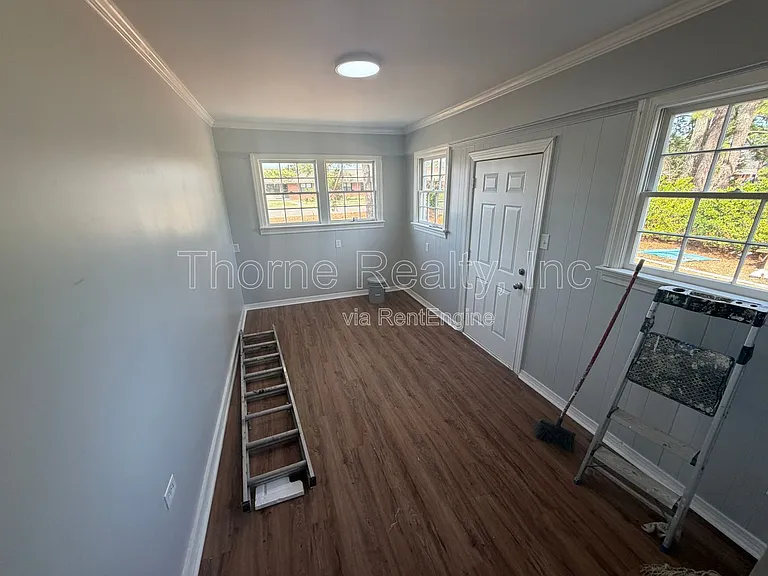 1600 King Cir — Photo 9