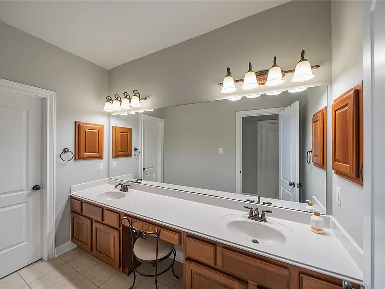 16919 Fondness Park Dr — Photo 30