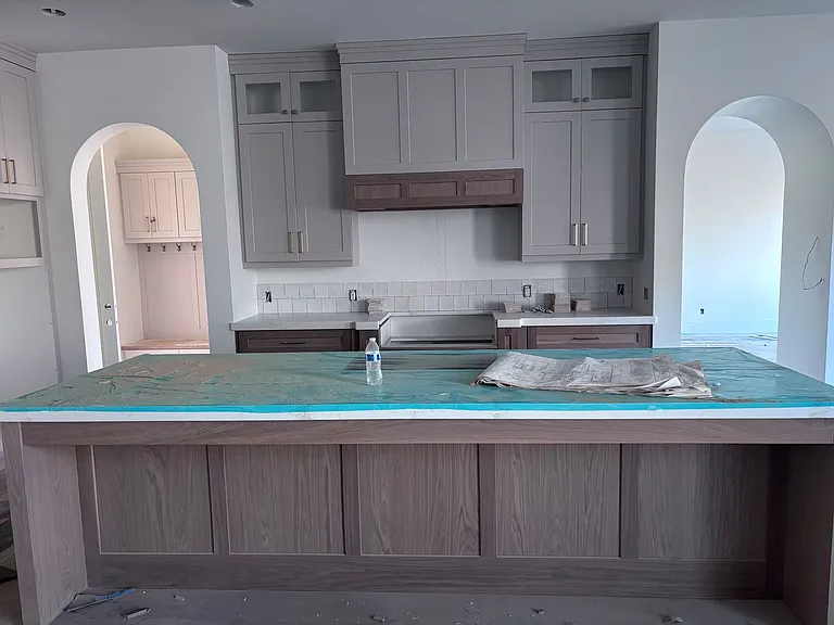 474 E Homeside Rd — Photo 2