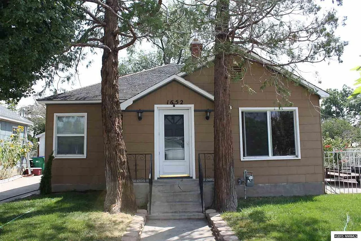 1652 Phillips St photo 1