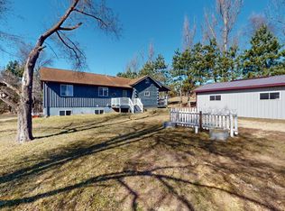 N24785 Lunde Coulee Ln, Ettrick, WI 54627