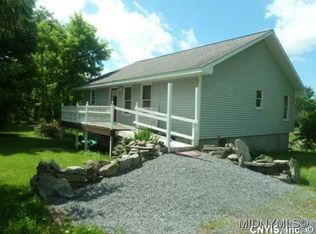 6322 E Hill Rd, Munnsville, NY 13409