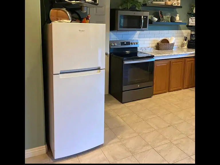 4201 Woodland Dr — Photo 13