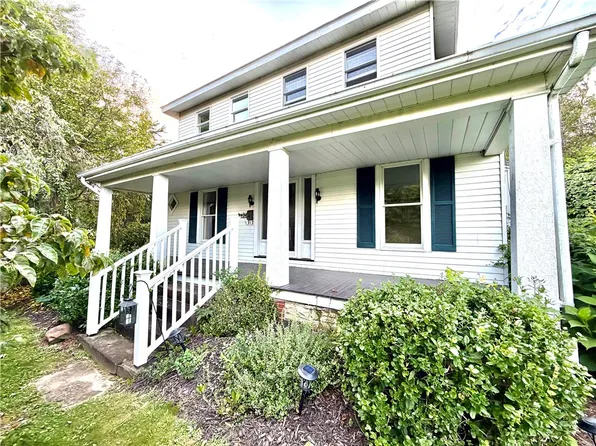 16 Ranch Rd, Dunbar, PA 15431