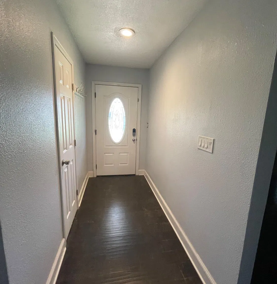 3 bed, 3.5 bath, 2732 sqft, $2,250 — Photo 3
