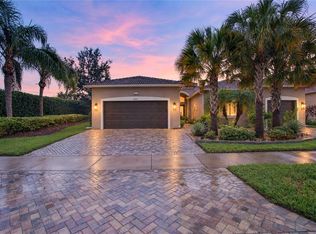 5002 Emerald Isle Dr, Wimauma, FL 33598