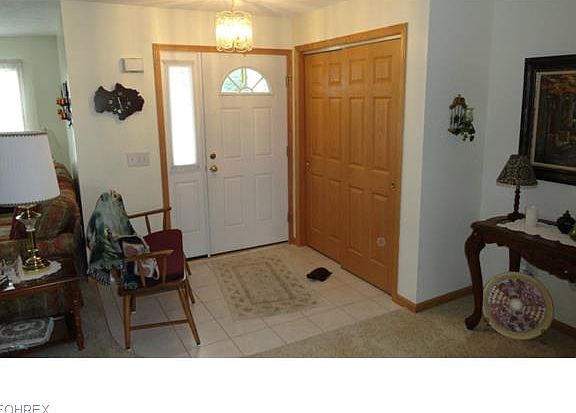 2nd image of 1081 Jefferson St SE