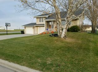 449 12th Ave N, Casselton, ND 58012